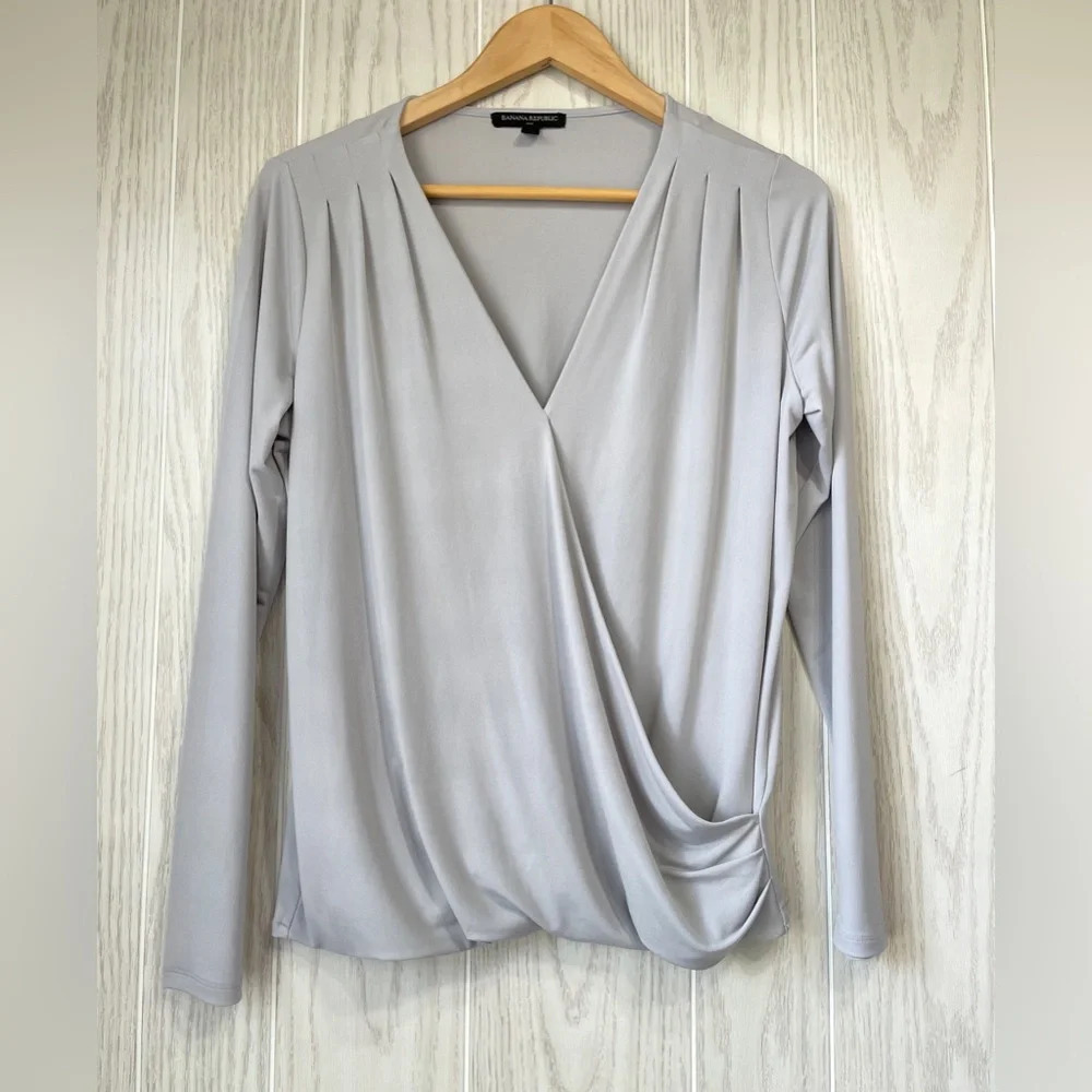 Banana Republic Gray Polyester Faux Wrap Blouse Size S EUC